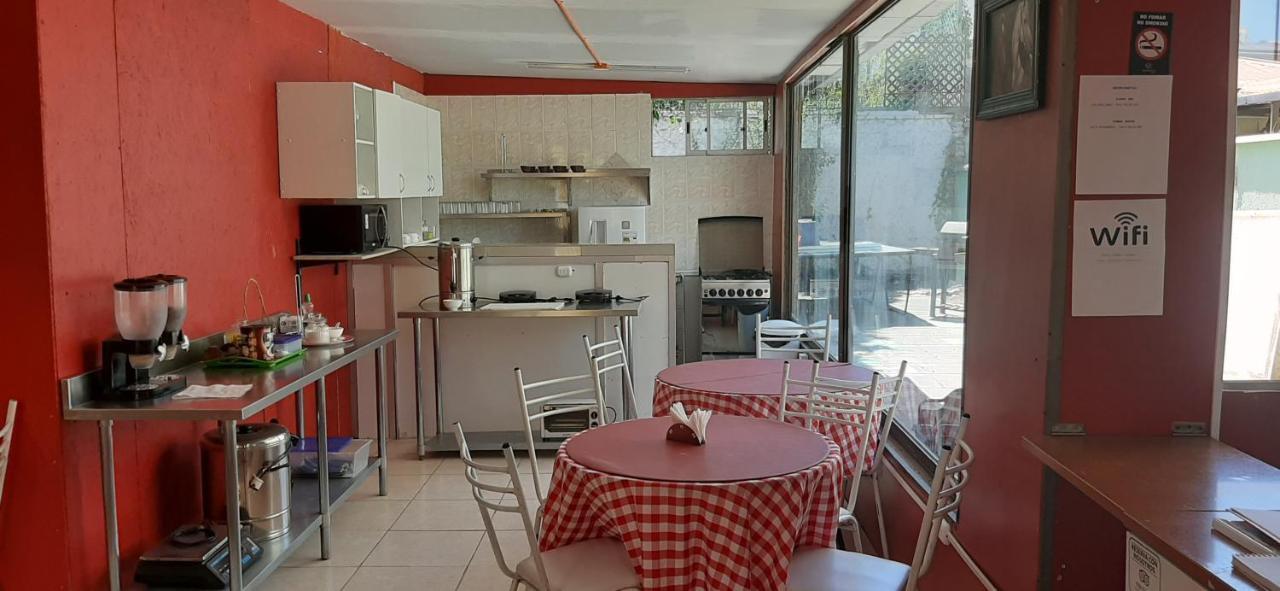 Hostal Estadio Nacional Σαντιάγκο Εξωτερικό φωτογραφία